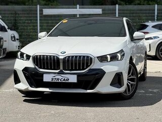 2024 BMW 5 серии 523d VIII (G60/G61/G68), белый, 6985000 рублей, вид 3