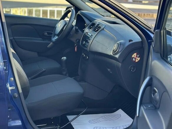 2015 Renault Logan II, синий, 635000 рублей - вид 10