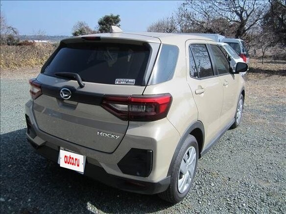 2022 Daihatsu Rocky A200, бежевый, 1270006 рублей - вид 1