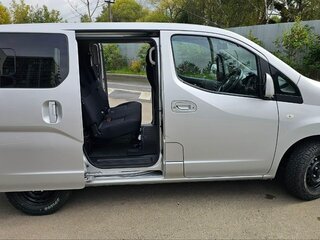 2020 Nissan NV200, серебристый, 2300000 рублей, вид 5