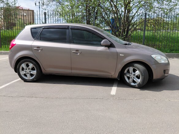 2009 Kia Ceed I, бежевый, 640000 рублей - вид 6