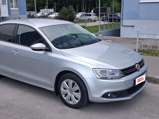 2013 Volkswagen Jetta VI, серый, 950000 рублей, вид 2
