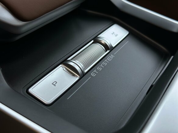 2025 Changan Deepal G318 I, серебристый, 6090000 рублей - вид 14