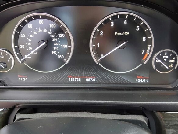 2014 BMW 5 серии 550i VI (F10/F11/F07) Рестайлинг, серый, 2800000 рублей - вид 11
