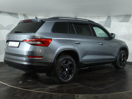 2019 Skoda Kodiaq I, серый, 1789000 рублей, вид 5