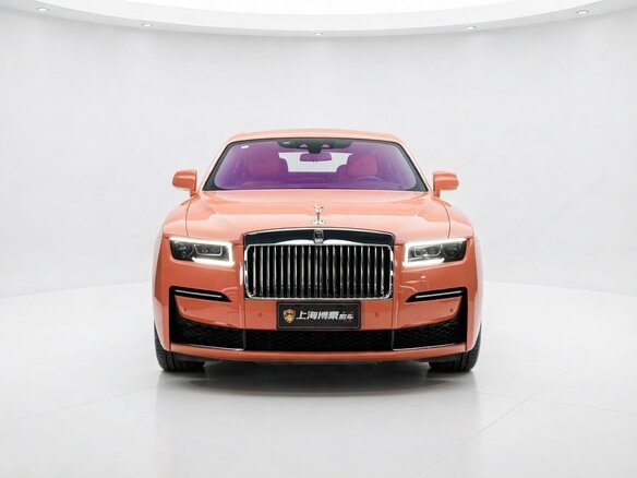 2025 Rolls-Royce Ghost Extended II Рестайлинг (Series II), оранжевый, 44000000 рублей - вид 2