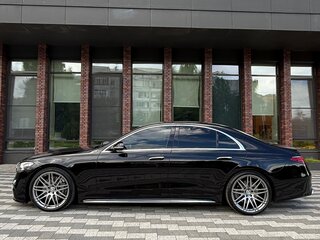 2022 Mercedes-Benz S-Класс 400 d 4MATIC VII (W223), чёрный, 9100000 рублей, вид 5
