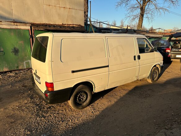 2001 Volkswagen Transporter, белый, 800000 рублей - вид 3