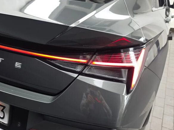 2023 Hyundai Avante VII Рестайлинг, серый, 2020007 рублей - вид 9