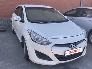 2014 Hyundai i30 II, белый, 780000 рублей, вид 2