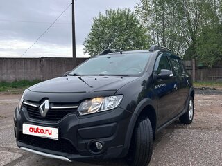 2015 Renault Sandero Stepway II, чёрный, 700000 рублей, вид 1