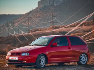 1997 SEAT Ibiza Cupra II, красный, 800000 рублей, вид 3