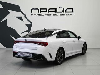 2020 Kia K5 III, белый, 2109900 рублей, вид 3