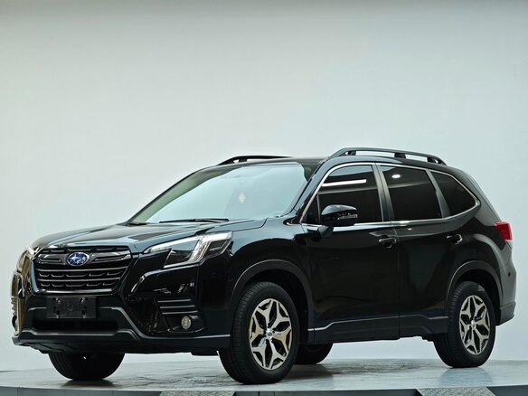2023 Subaru Forester V Рестайлинг, чёрный, 2520000 рублей