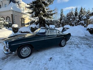 1967 Volvo P1800, зелёный, 7987654 рублей, вид 2