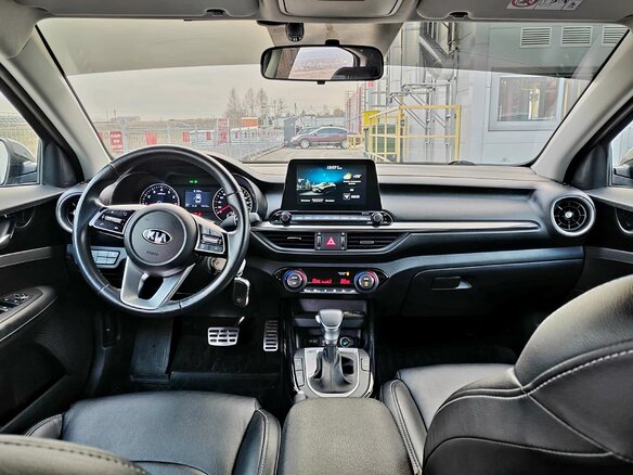 2021 Kia Cerato IV, серый, 2240000 рублей - вид 12