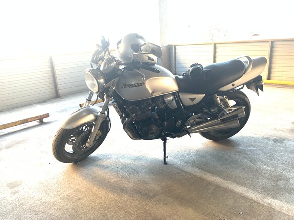 2000 Suzuki GSX 400 Inazuma, серебристый - вид 1