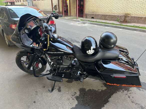 2015 Harley-Davidson CVO Road Glide Limited, чёрный, 1600000 рублей - вид 3