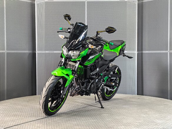 2019 Kawasaki Z 400, чёрный, 595000 рублей - вид 3