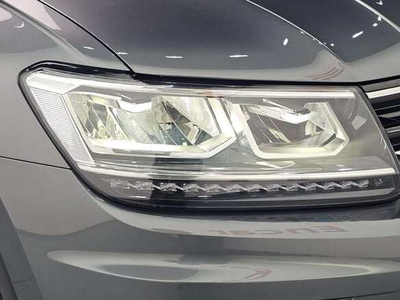 2020 Volkswagen Tiguan II, серебристый, 2450000 рублей - вид 24