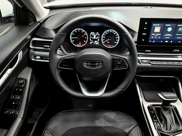 2024 Geely Emgrand II, белый, 1850000 рублей - вид 12