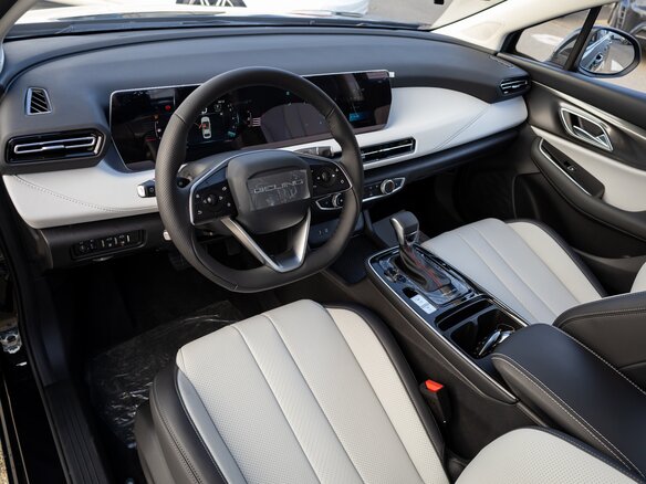 2025 BAIC U5 Plus, чёрный, 2556000 рублей - вид 12