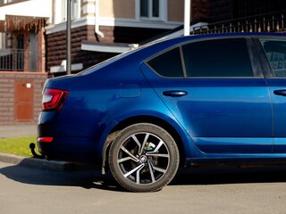 2013 Skoda Octavia III (A7), синий, 950000 рублей, вид 3