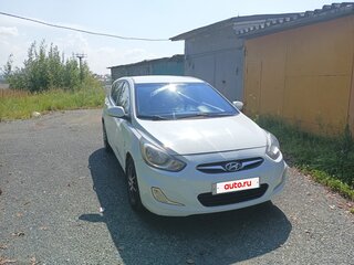 2012 Hyundai Solaris I, белый, 630000 рублей, вид 3