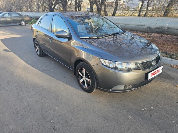 2012 Kia Cerato 6-speed II, серый, 870000 рублей