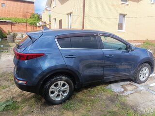 2017 Kia Sportage IV, синий, 1550000 рублей, вид 4