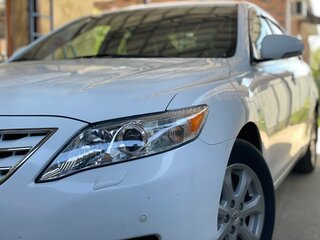 2011 Toyota Camry VI (XV40) Рестайлинг, белый, 1550000 рублей, вид 3