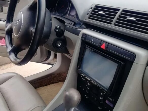 2002 Audi A4 II (B6), серебристый, 460000 рублей - вид 11