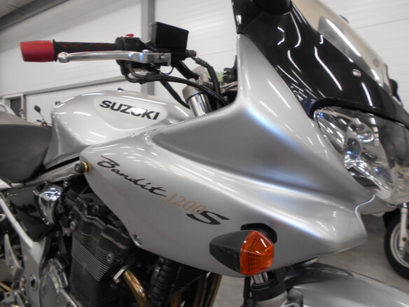 2002 Suzuki Bandit 1200, серебристый, 360000 рублей - вид 12