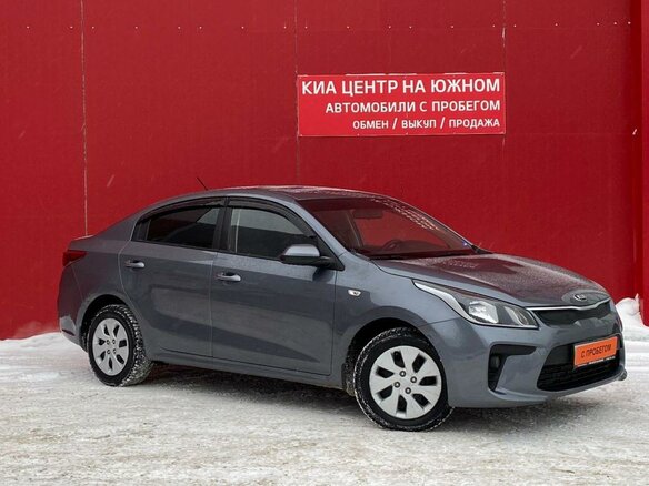 2018 Kia Rio IV, серый - вид 2