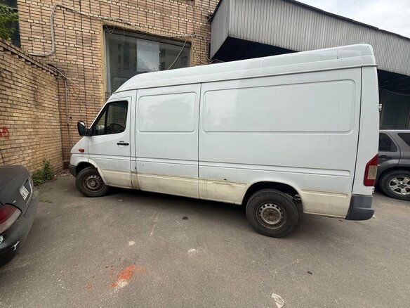 2001 Mercedes-Benz Sprinter Classic, белый, 800000 рублей - вид 10