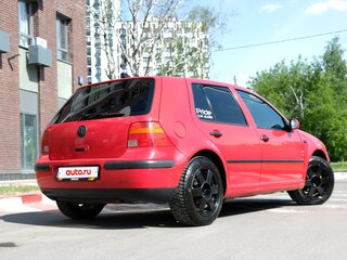 1998 Volkswagen Golf IV, красный, 750000 рублей, вид 5