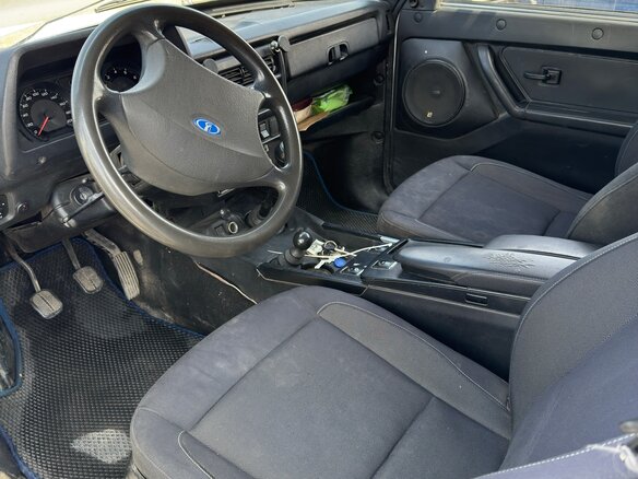 2013 Lada (ВАЗ) 2121 (4x4) I Рестайлинг, белый, 470000 рублей - вид 3