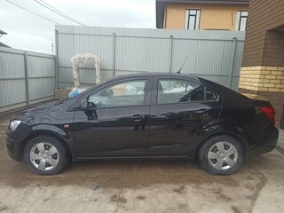 2014 Chevrolet Aveo II, чёрный, 774000 рублей, вид 5