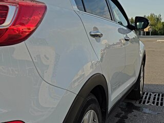 2011 Kia Sportage III, белый, 1250000 рублей, вид 5