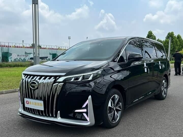 Открыть фотографии: GAC Trumpchi M6 Pro