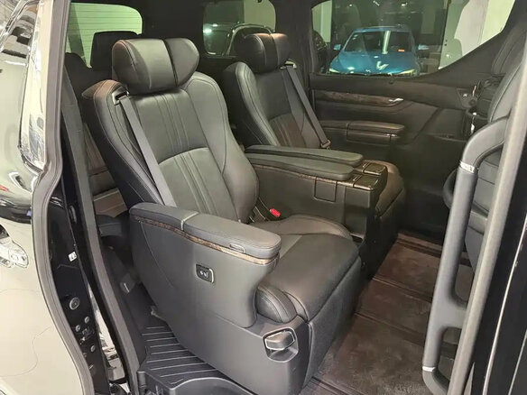 2023 Toyota Alphard III Рестайлинг, чёрный, 13300000 рублей - вид 12