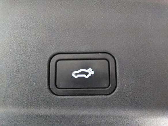 2023 Geely Monjaro I, серый, 3326000 рублей - вид 19