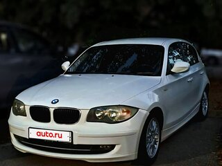 2010 BMW 1 серии 116i I (E81/E82/E87/E88) Рестайлинг, белый, 690000 рублей, вид 1