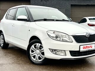 2012 Skoda Fabia II Рестайлинг, белый, 649000 рублей, вид 1