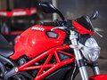 2011 Ducati Monster 796, красный - вид 4