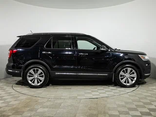 2019 Ford Explorer V Рестайлинг 2, чёрный, 2399777 рублей, вид 4