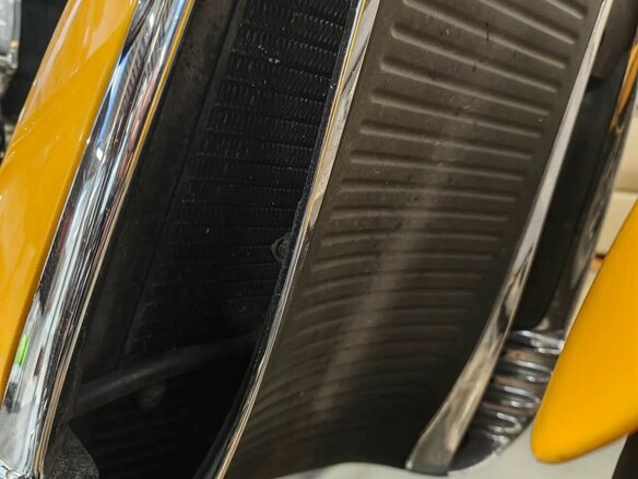 2006 Harley-Davidson V-Rod, жёлтый, 1500000 рублей - вид 16