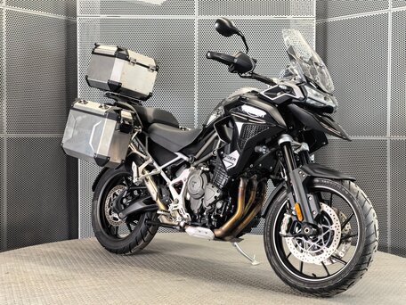 2023 Triumph Tiger 1200, чёрный, 1549000 рублей, вид 2