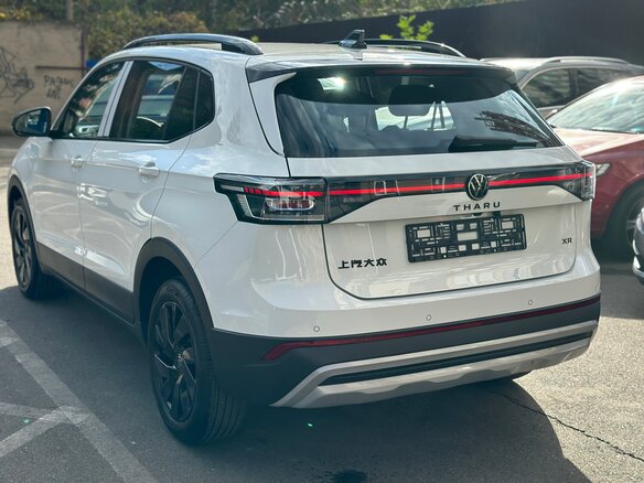 2025 Volkswagen Tharu XR 300 TSI, белый, 2280000 рублей - вид 5