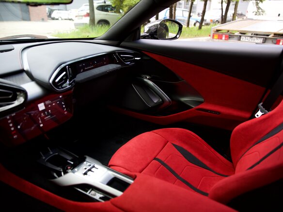 2026 Ferrari 12Cilindri, чёрный, 59900000 рублей - вид 16